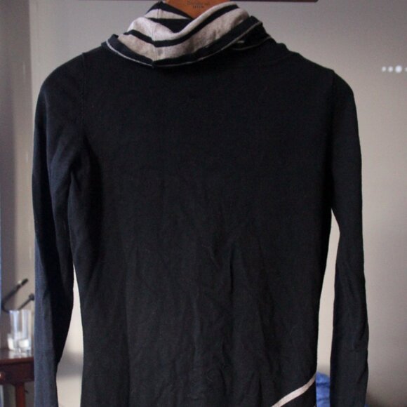 Le Chateau black and grey striped sweater/dress, size Small - Picture 5 of 6